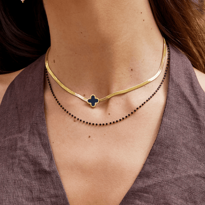 Collier pendentif trèfle or noir – Léo