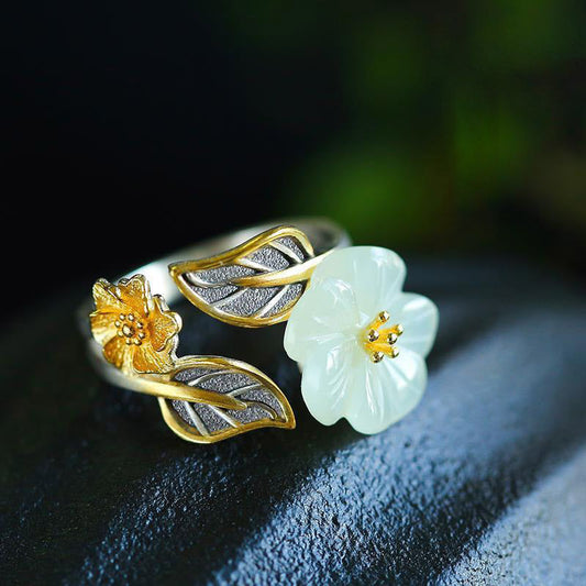 Bague fleur jade blanc plaqué argent – Lila