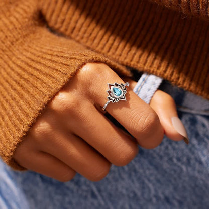 Bague goutte zircon bleu argent lotus – Léo