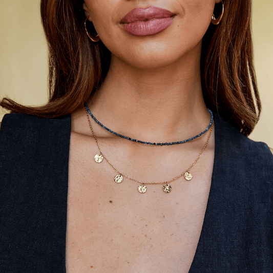 Collier pendentifs pièces texturées or – Elodie