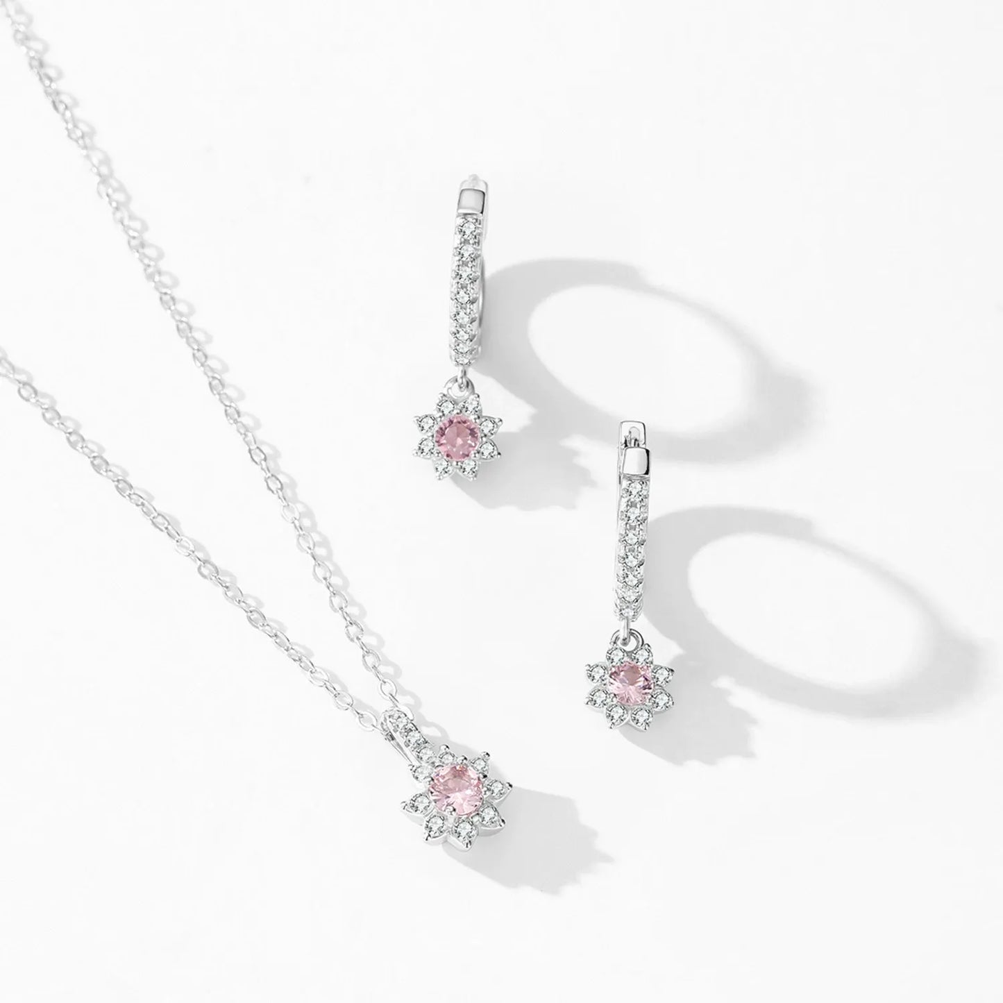 Créoles argent pavage cristaux fleur – Lila