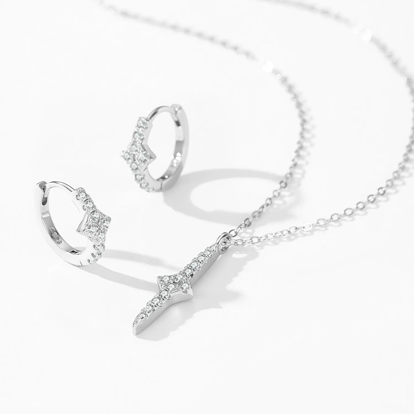 Créoles argent serties pierres brillantes – Anaïs