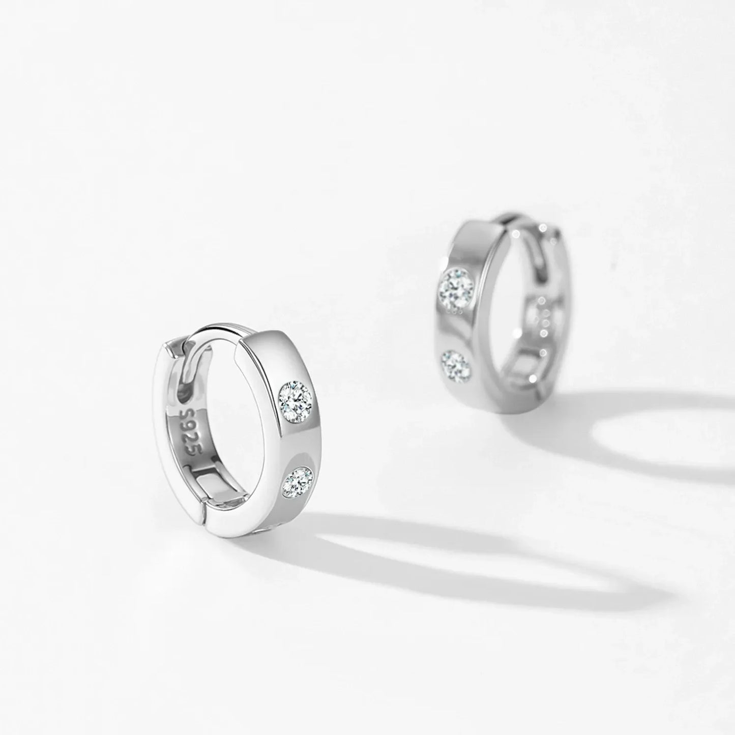 Créoles minimalistes argent pierres claires – Lilou