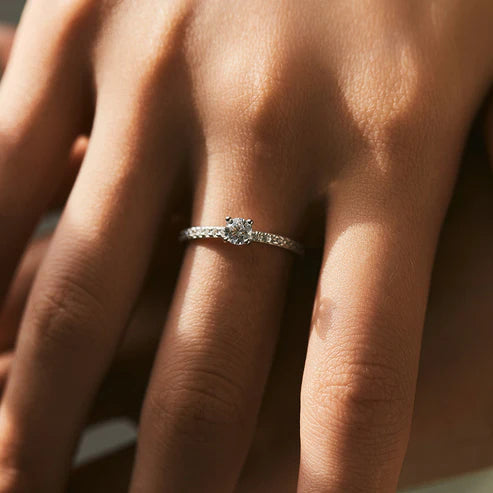 Bague solitaire argent pierre transparente – Noémie