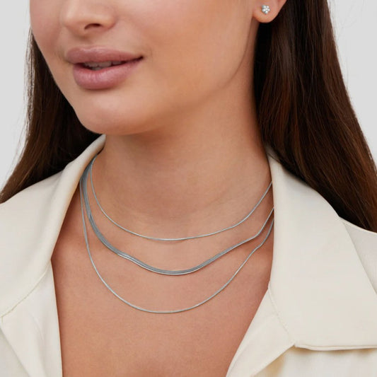 Collier chaîne fin plaqué or – Thessa