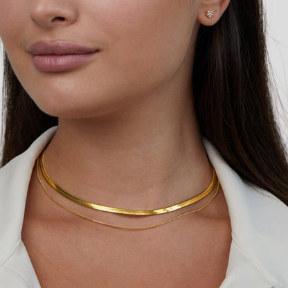 Collier plastron lisse double – Lise