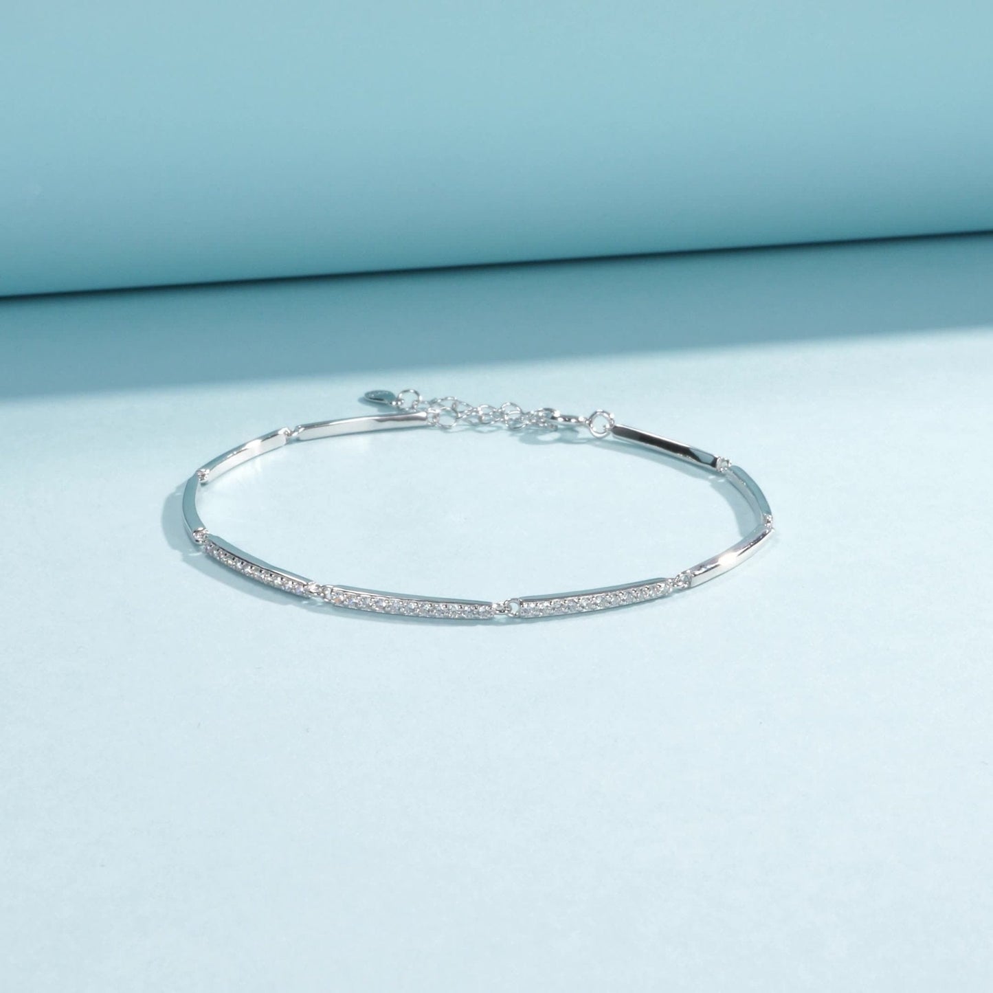 Bracelet fin argent cristaux scintillants – Léa